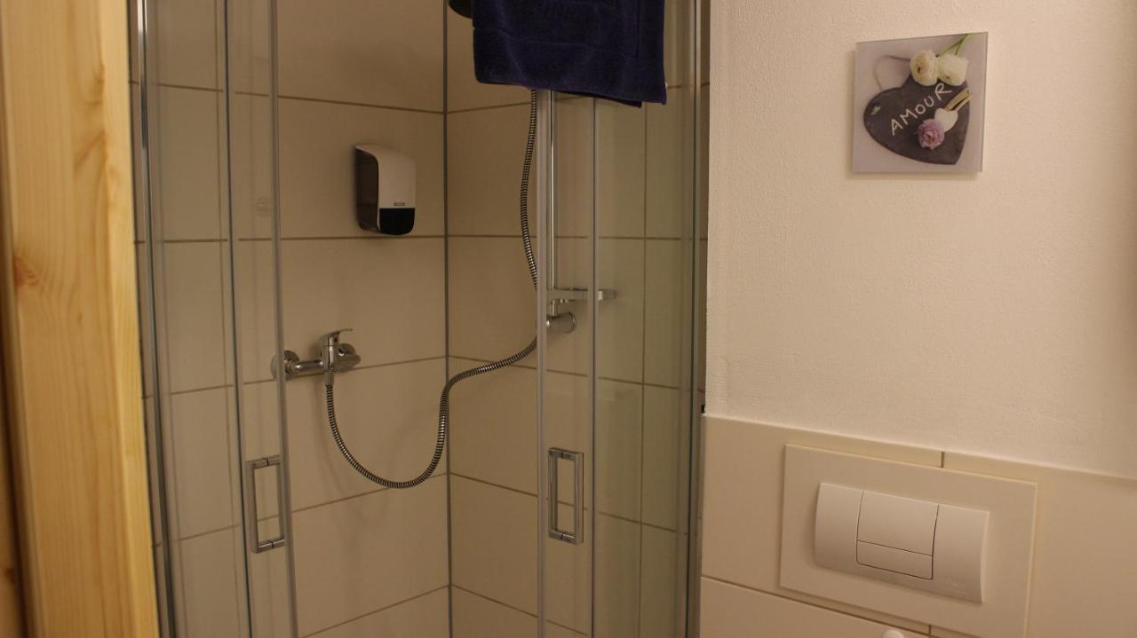 Pension Und Gaestehaus Paffrath Grossbrembach Экстерьер фото
