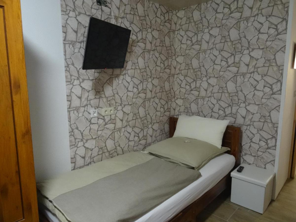Pension Und Gaestehaus Paffrath Grossbrembach Экстерьер фото